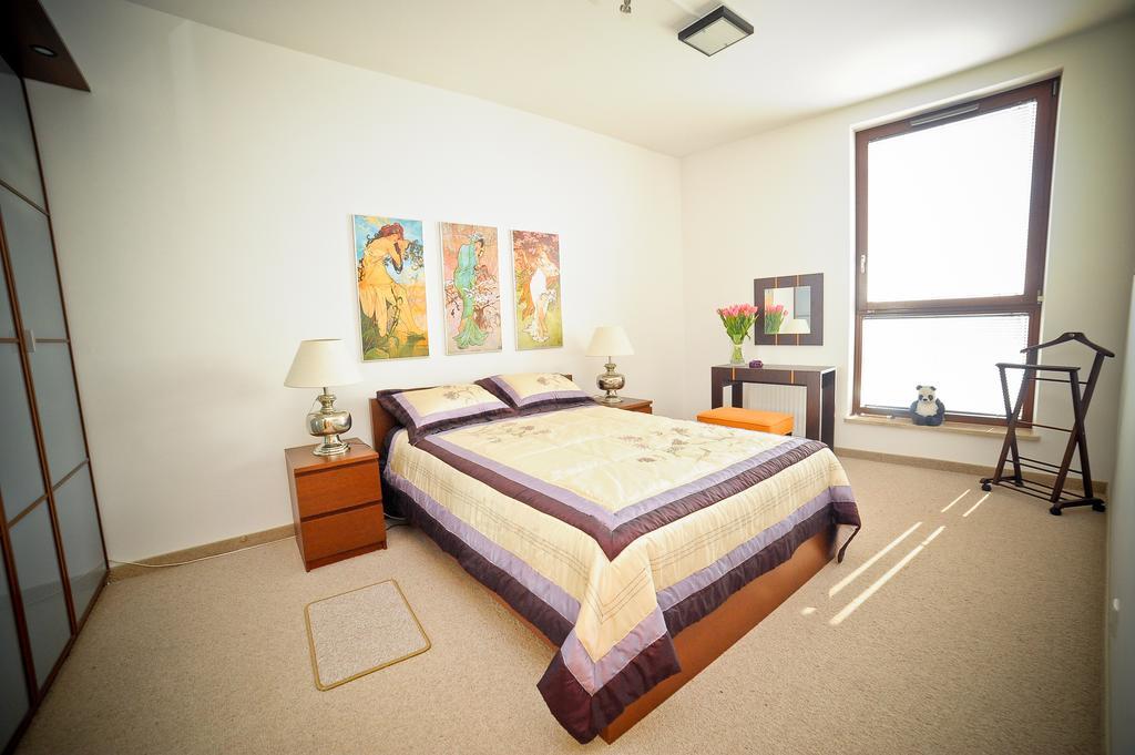 Luxury Rockefeller - Sea Towers Apartment Gdynia Room photo